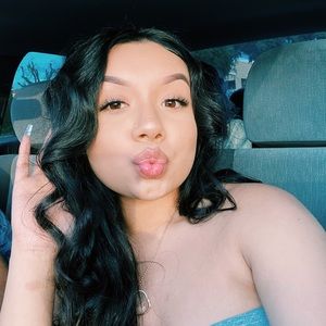 Meet your Posher, Kassandra